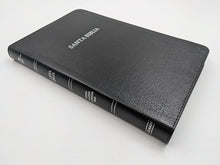 Cargar imagen en el visor de la galería, Biblia RVR60 - Ultrafina - Piel Fabricada - Negro -
