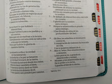 Cargar imagen en el visor de la galería, Biblia RVR60 Ultrafina Simipiel Aqua - Con í�ndice
