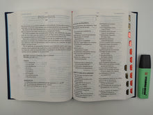 Cargar imagen en el visor de la galería, Biblia RVR60 - Letra Grande 12pts. - Tamaño Manual - Tela Bordado - con Índice
