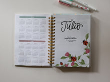 Cargar imagen en el visor de la galería, Agenda Planner - La Temporada más Feliz de mi Vida - (julio 2024 - diciembre 2025)
