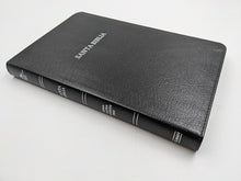 Cargar imagen en el visor de la galería, Biblia RVR60 Ultrafina - Símil Piel Negro - con Índice
