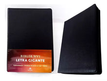 Cargar imagen en el visor de la galería, Biblia NVI Letra Gigante con Cierre Negro - Cuero Ecológico
