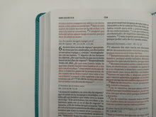 Cargar imagen en el visor de la galería, Biblia RVR60 Ultrafina - Aqua, Símil Piel
