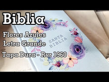 Cargar y reproducir el video en el visor de la galería, Biblia RVR 1960 Letra Grande, Manual, Past Dura, Nombres de Dios, Flores Azul
