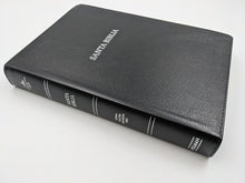 Cargar imagen en el visor de la galería, Biblia RVR60 - Letra Gigante - Piel Fabricada Negro - Con Índice
